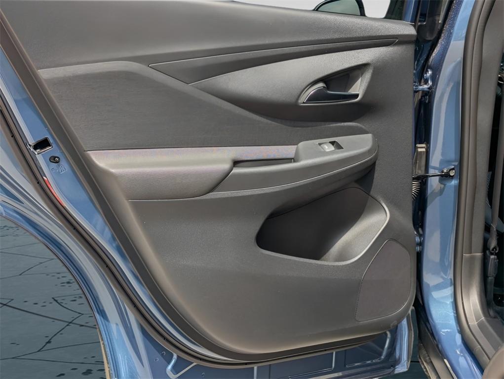 new 2025 Buick Envista car, priced at $27,355