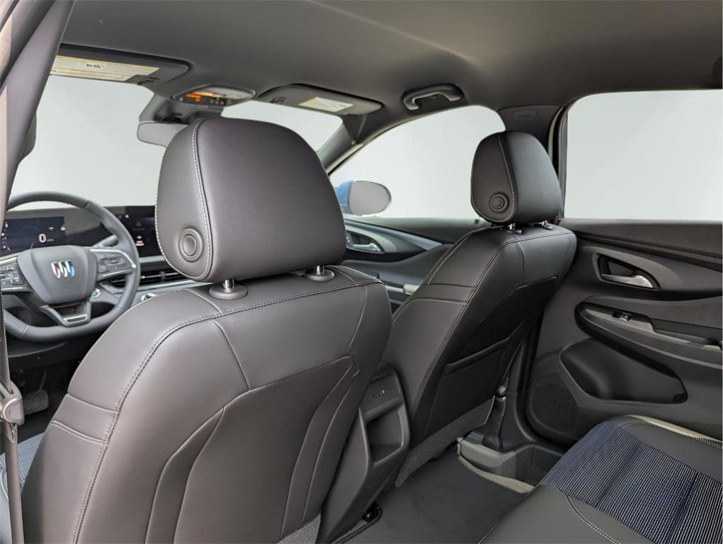 new 2025 Buick Envista car, priced at $27,355