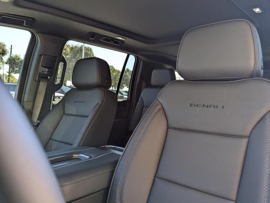 new 2024 GMC Yukon XL car, priced at $82,820