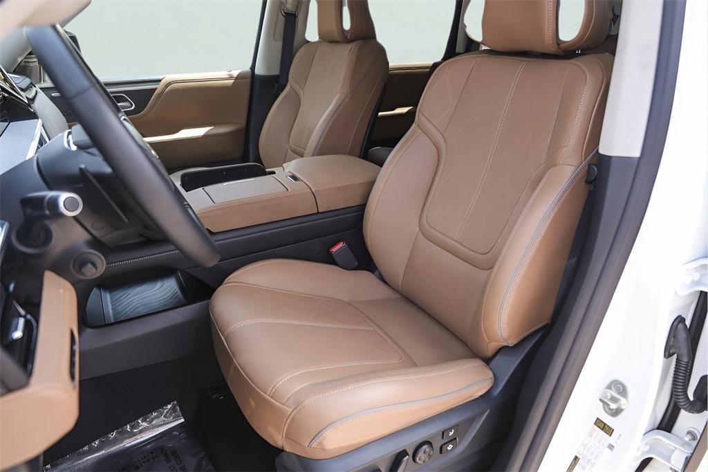 used 2025 INFINITI QX80 car, priced at $84,988