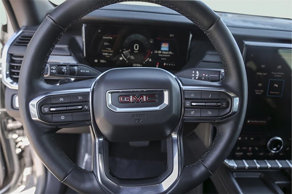 used 2025 GMC Acadia car, priced at $34,600