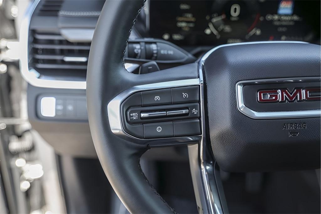 used 2025 GMC Acadia car, priced at $34,600