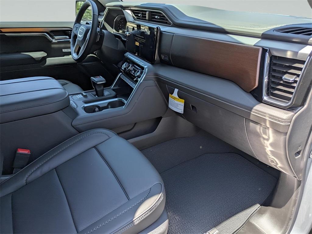 new 2025 GMC Sierra 1500 car, priced at $64,705
