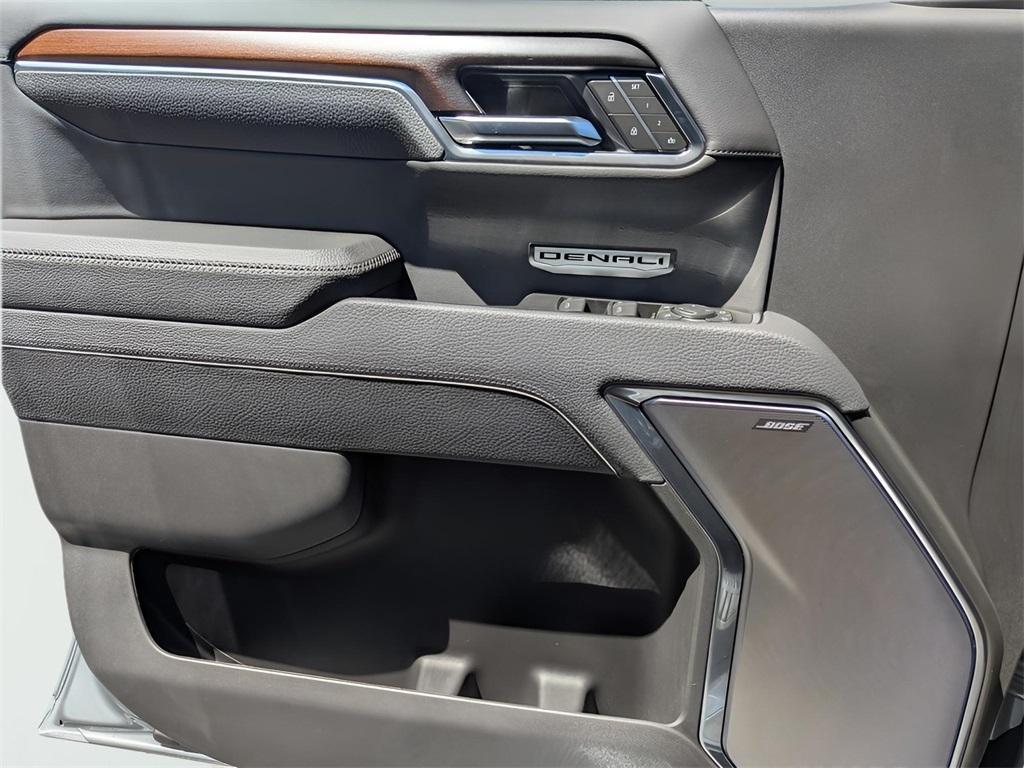 new 2025 GMC Sierra 1500 car, priced at $64,705