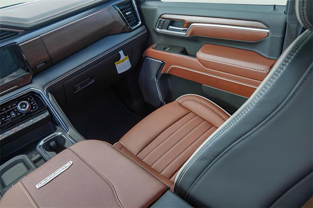 new 2025 GMC Sierra 2500 car, priced at $92,779
