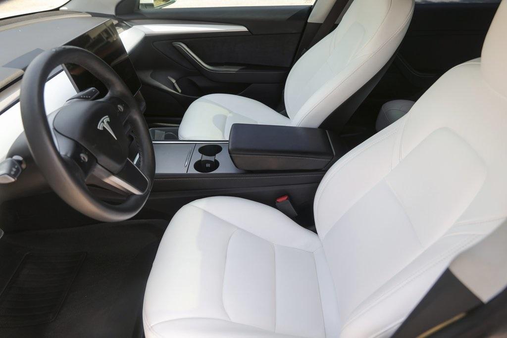 used 2022 Tesla Model 3 car, priced at $27,900