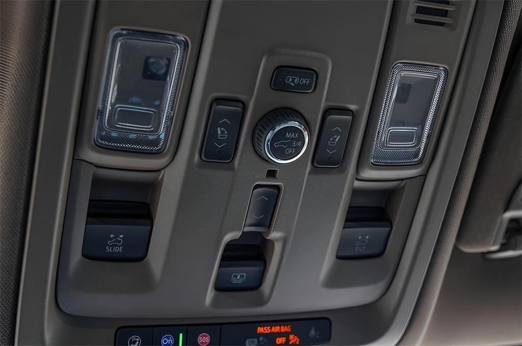 new 2025 GMC Yukon XL car, priced at $98,820