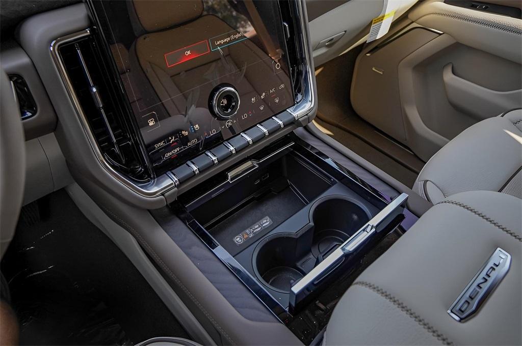 new 2025 GMC Yukon XL car, priced at $98,820