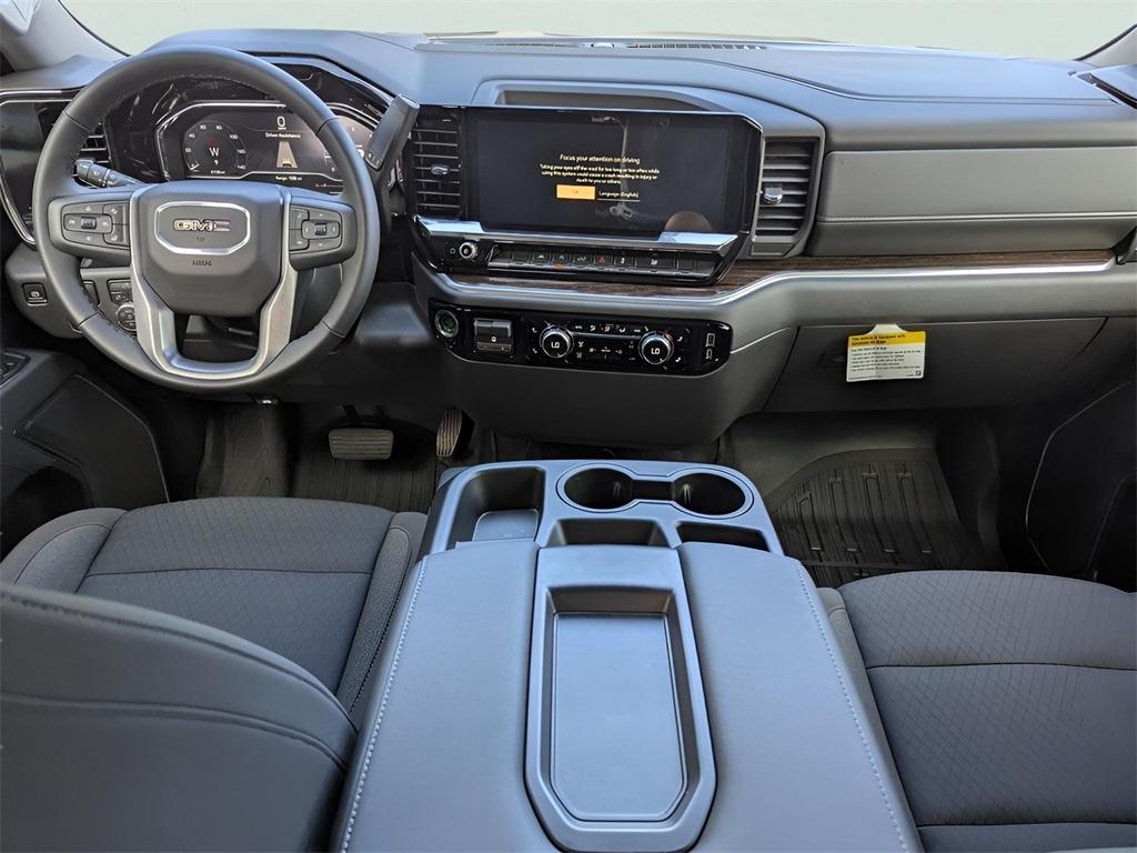 new 2025 GMC Sierra 1500 car, priced at $43,320