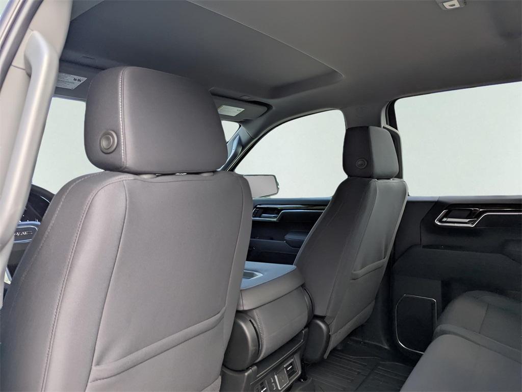 new 2025 GMC Sierra 1500 car, priced at $43,320