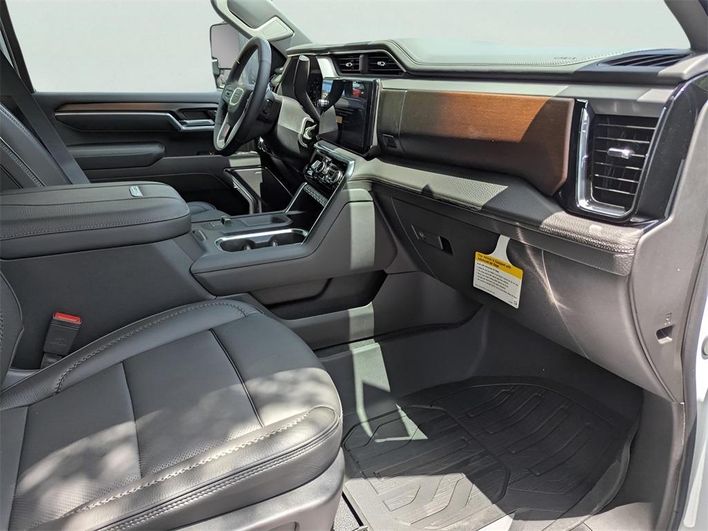 new 2025 GMC Sierra 2500 car, priced at $80,705