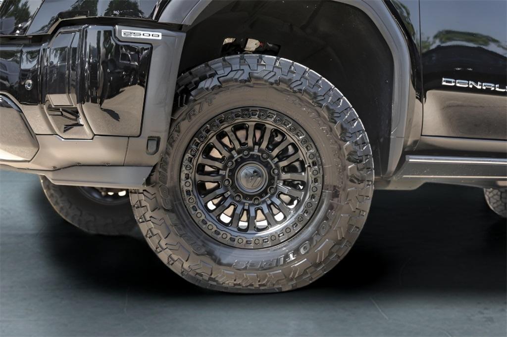 used 2025 GMC Sierra 2500 car, priced at $87,900