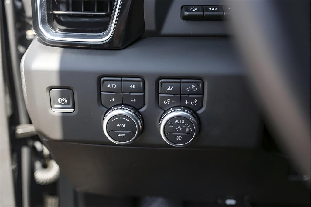 used 2025 GMC Sierra 2500 car, priced at $87,900