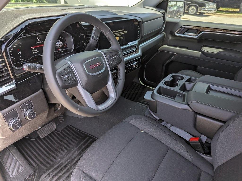 new 2025 GMC Sierra 1500 car, priced at $40,640