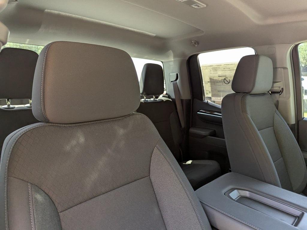 new 2025 GMC Sierra 1500 car, priced at $40,640