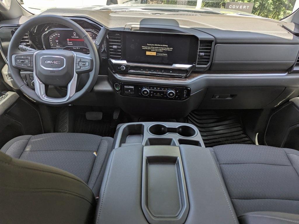 new 2025 GMC Sierra 1500 car, priced at $40,640