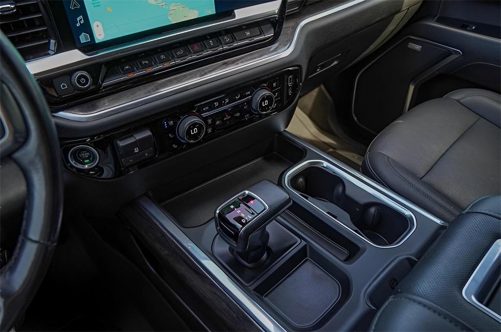 used 2022 Chevrolet Silverado 1500 car, priced at $41,298