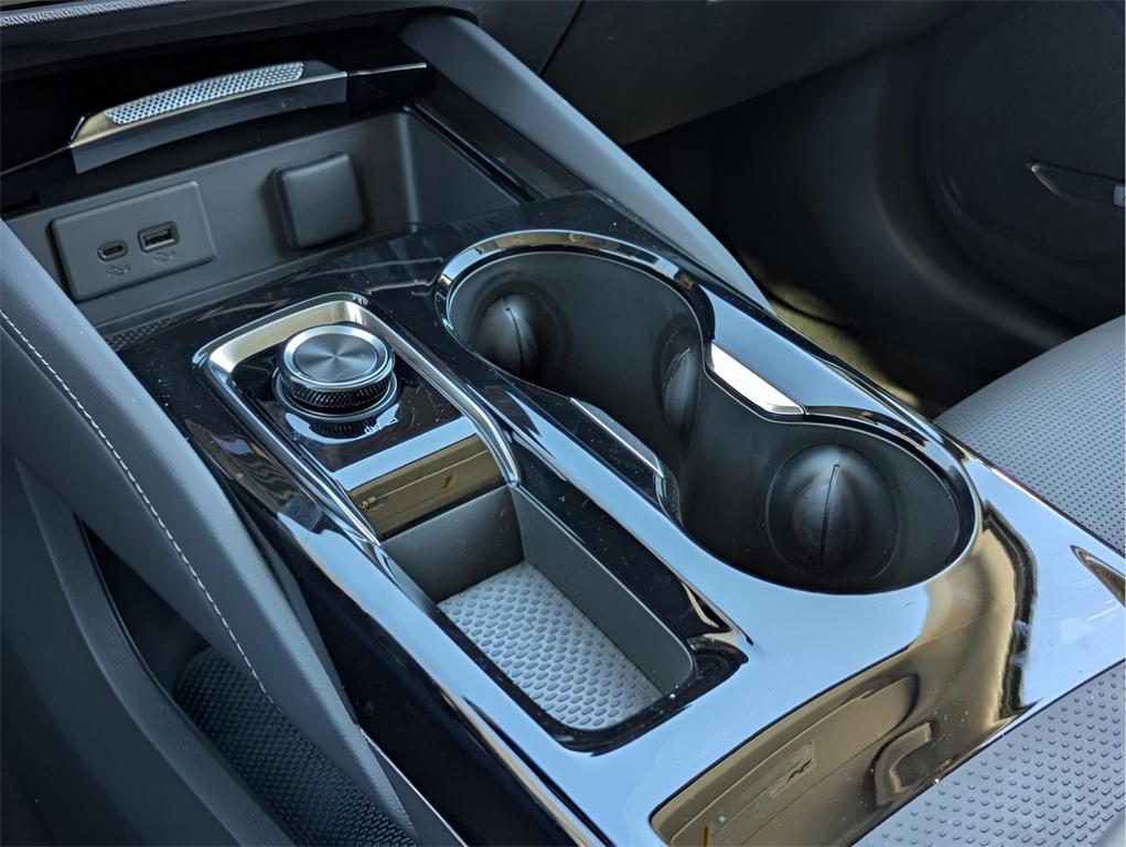 new 2025 Buick Envision car, priced at $38,935