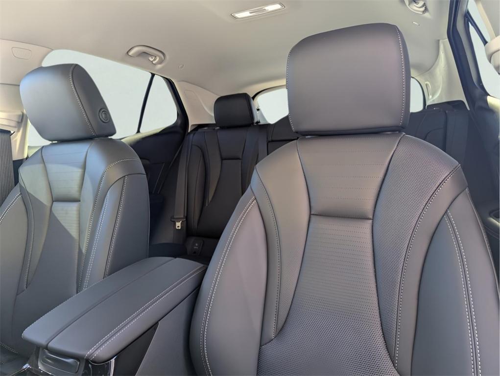 new 2025 Buick Envision car, priced at $38,935