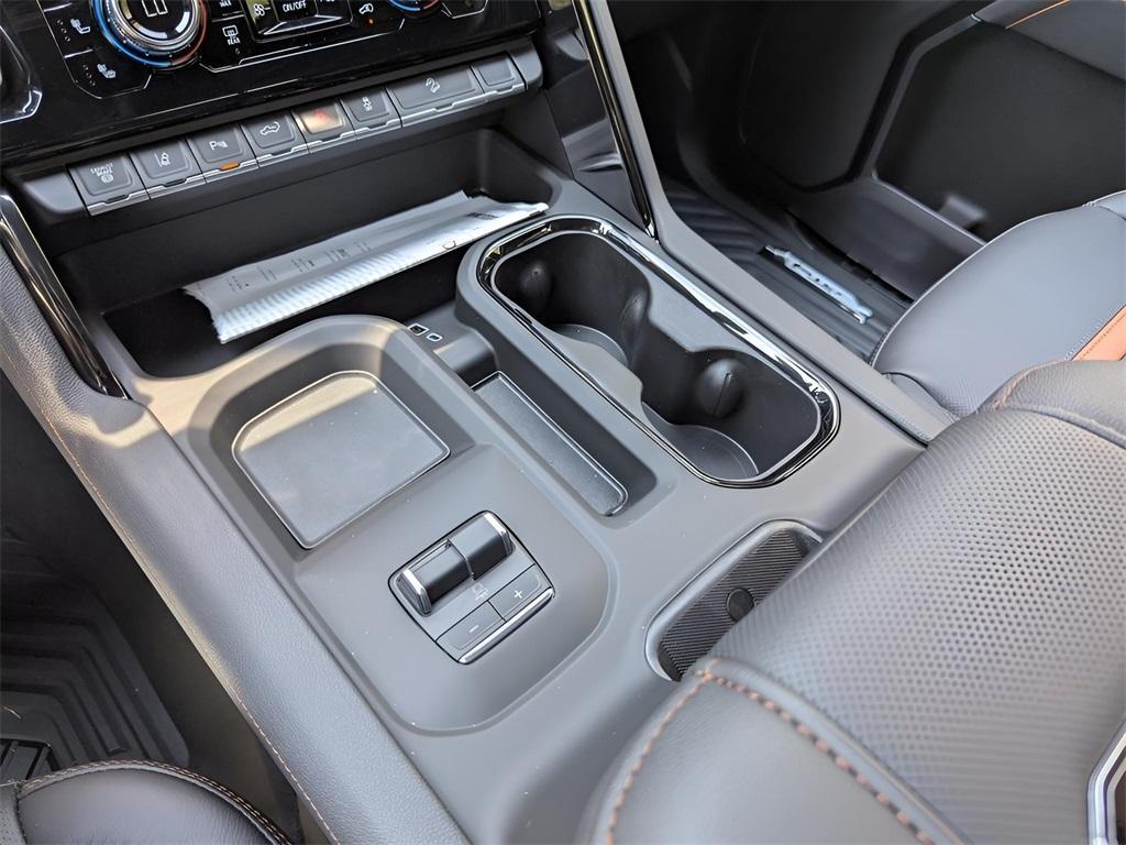 new 2025 GMC Sierra 2500 car, priced at $83,799
