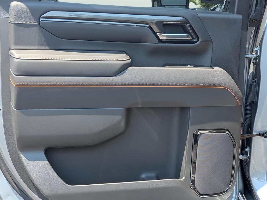 new 2025 GMC Sierra 2500 car, priced at $83,799