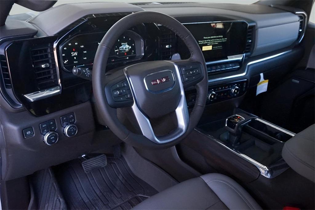 new 2025 GMC Sierra 1500 car, priced at $60,475