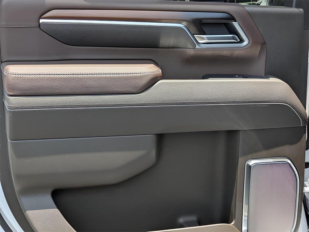 new 2025 GMC Sierra 2500 car, priced at $84,800