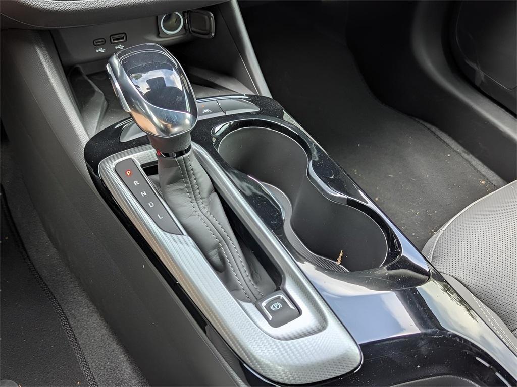 new 2025 Buick Envista car, priced at $31,460