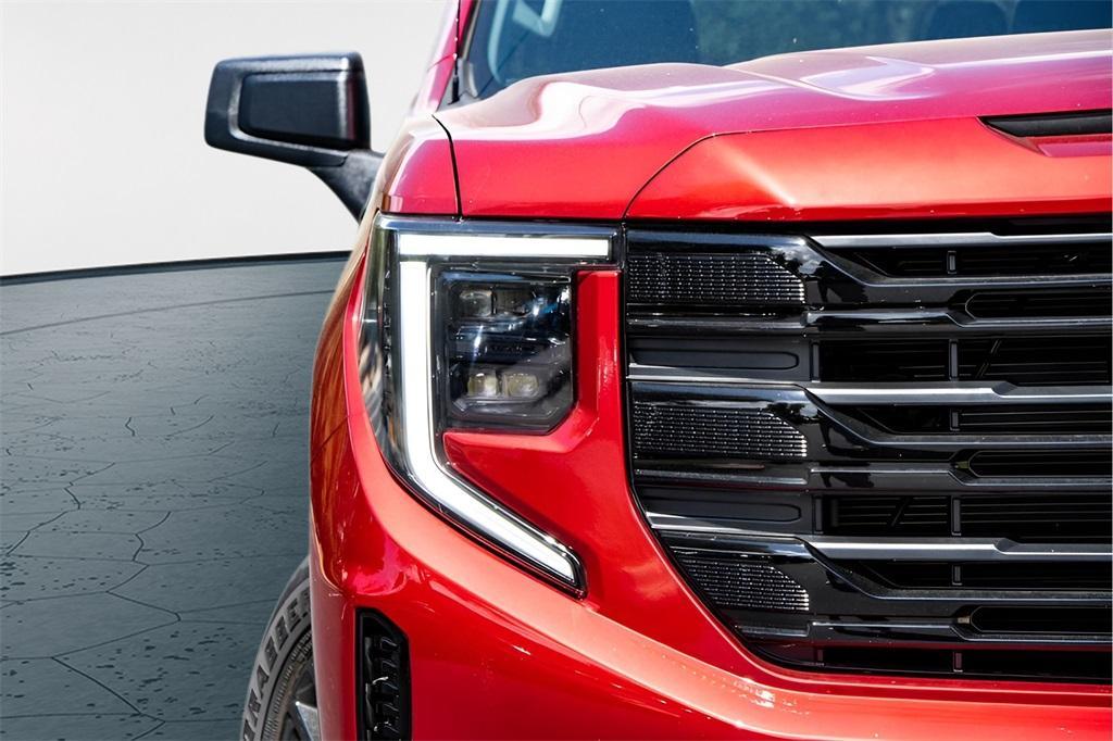 new 2024 GMC Sierra 1500 car, priced at $42,920