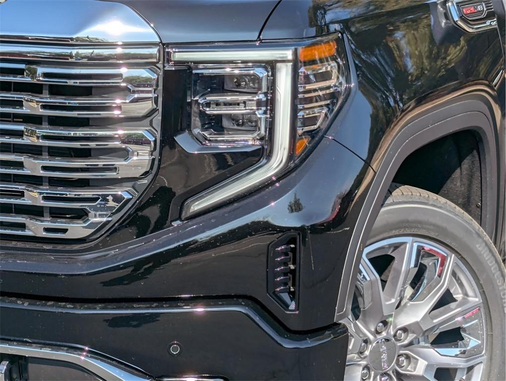 new 2025 GMC Sierra 1500 car, priced at $72,050