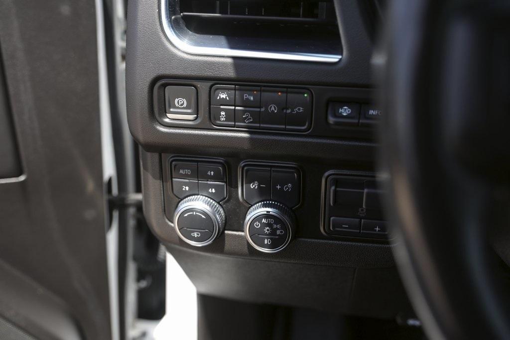 used 2021 GMC Yukon car, priced at $45,498