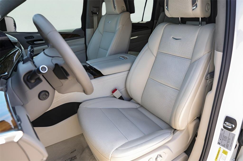 used 2024 Cadillac Escalade ESV car, priced at $98,900