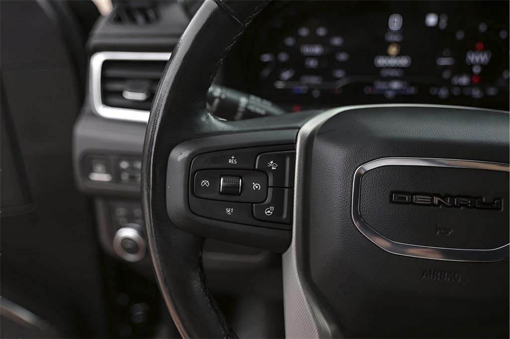 used 2022 GMC Yukon car, priced at $60,900
