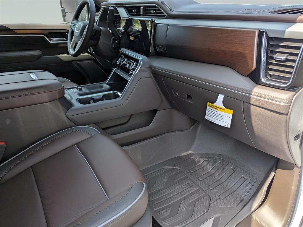 new 2025 GMC Sierra 2500 car, priced at $85,760