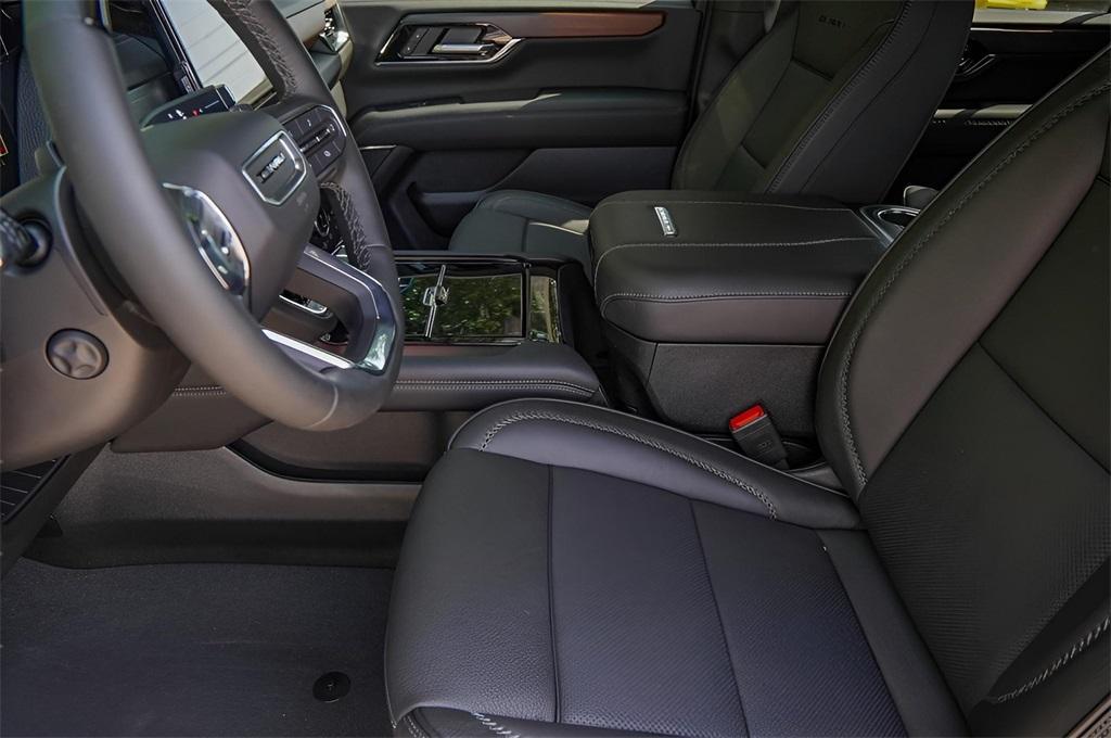 new 2025 GMC Yukon XL car, priced at $97,649