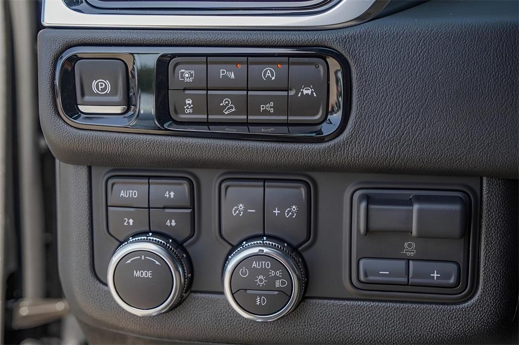new 2025 GMC Yukon XL car, priced at $97,649