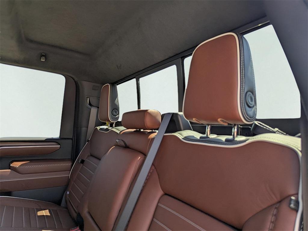 new 2025 GMC Sierra 3500 car, priced at $123,904