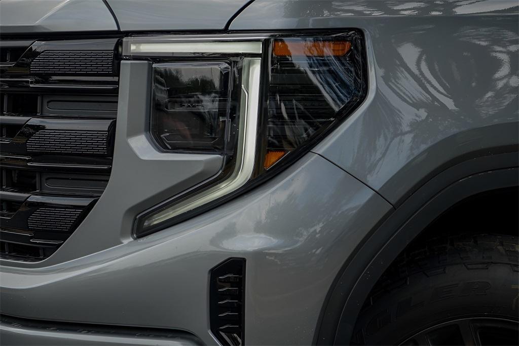 new 2026 GMC Sierra 1500 car, priced at $45,400