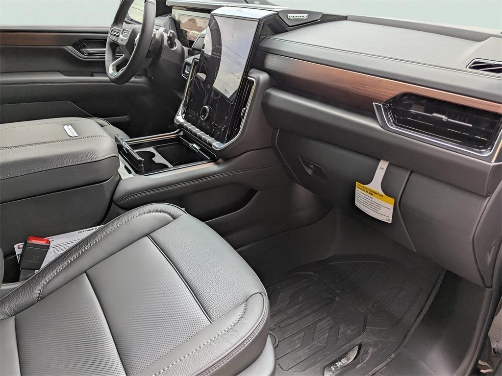 new 2025 GMC Yukon XL car, priced at $97,649