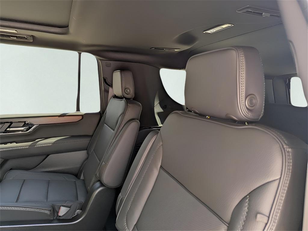 new 2025 GMC Yukon XL car, priced at $93,055