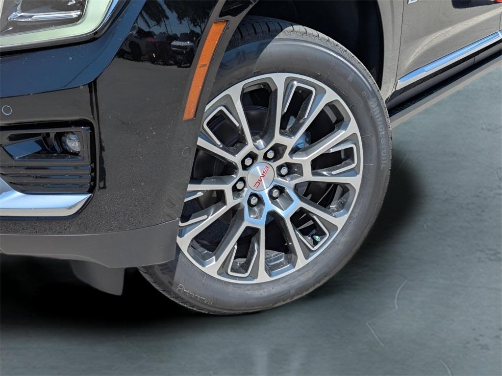 new 2025 GMC Yukon XL car, priced at $93,055