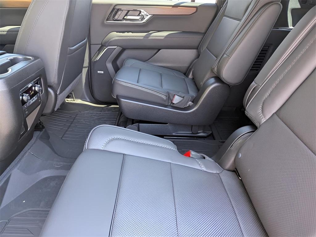 new 2025 GMC Yukon XL car, priced at $93,055