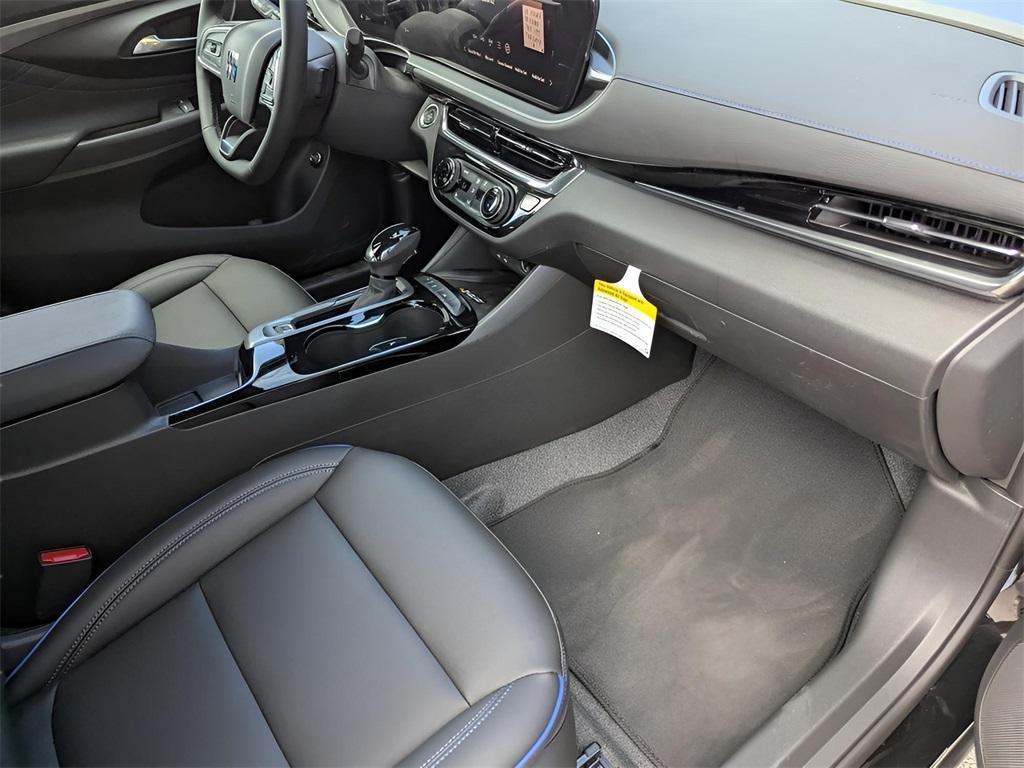 new 2025 Buick Envista car, priced at $28,980