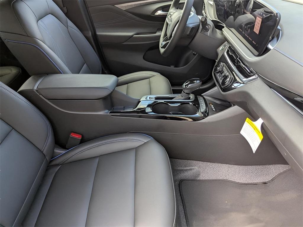 new 2025 Buick Envista car, priced at $28,980