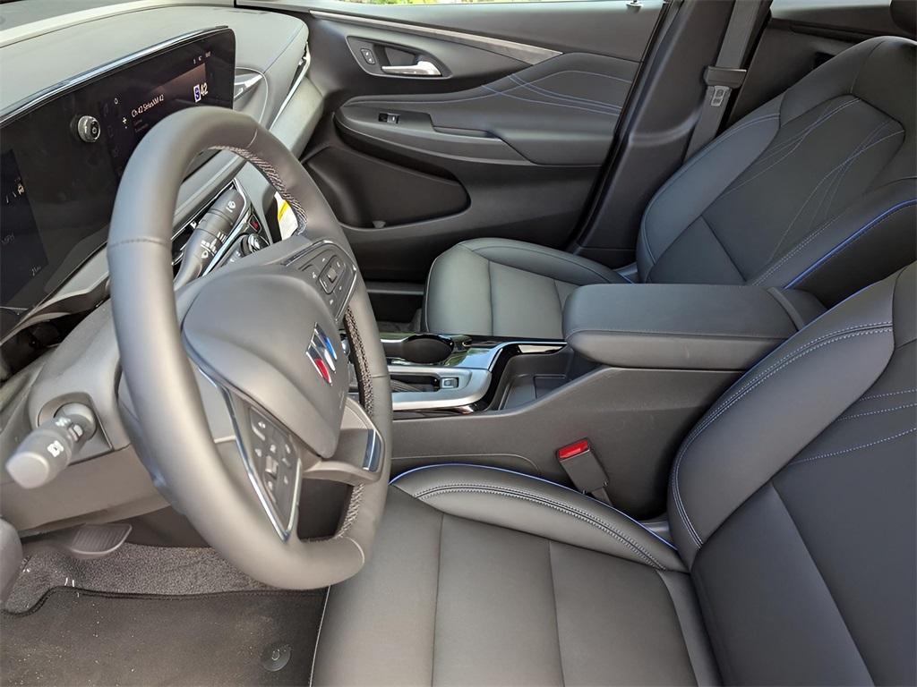 new 2025 Buick Envista car, priced at $28,980
