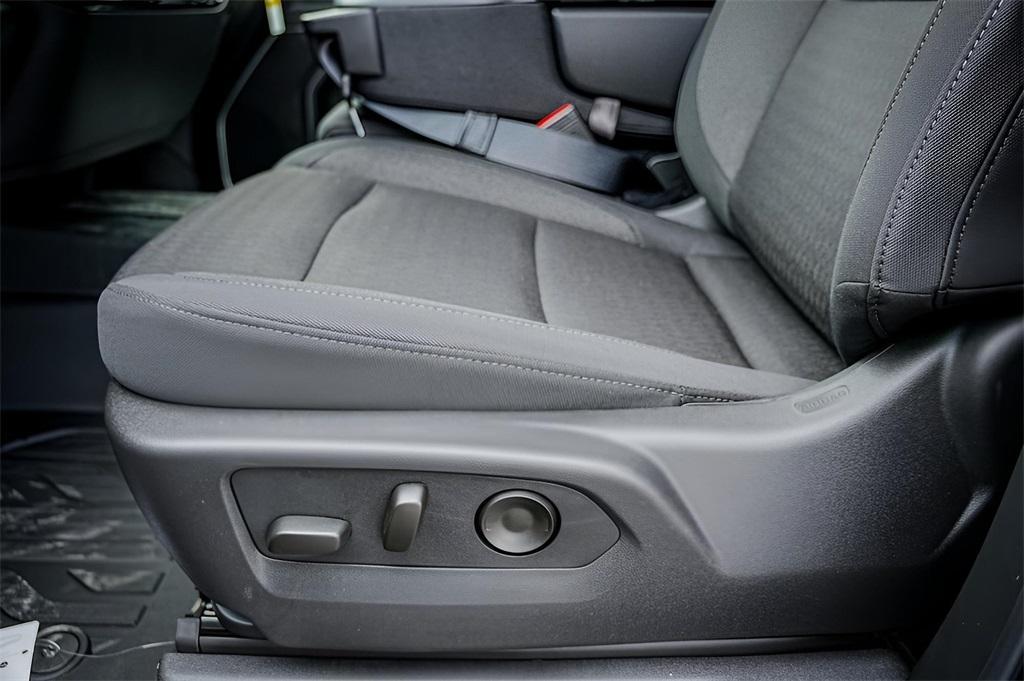 new 2026 GMC Sierra 1500 car, priced at $45,400