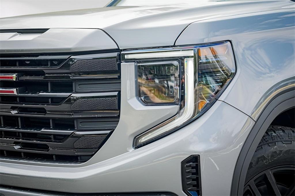 new 2026 GMC Sierra 1500 car, priced at $45,400