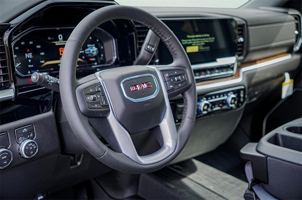 new 2026 GMC Sierra 1500 car, priced at $45,400