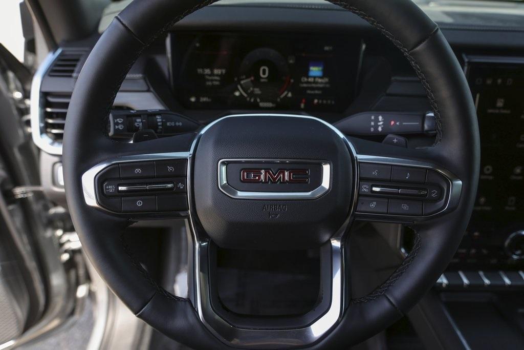 used 2025 GMC Acadia car, priced at $40,698