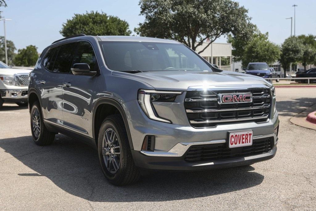 used 2025 GMC Acadia car, priced at $40,698